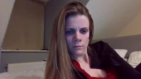 Alice  Nudgeman online show from November 2025 09:13:01 PM
