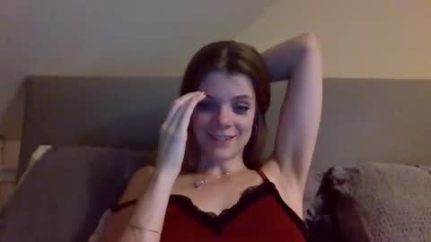 Alice  Nudgeman online show from November 2025 06:38:02 AM