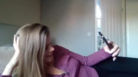 Alice  Nudgeman online show from December 2025 10:35:02 AM