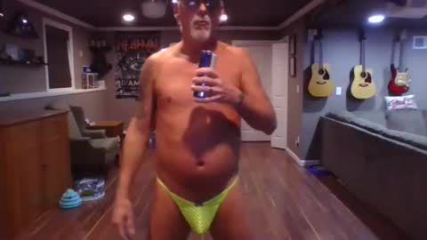 Snapshot of nudistguy194549 chatting on December 2024 10:43:01 PM Nudistguy online show from December 2024 10:43:01 PM