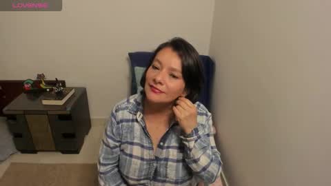 nuit_rose online show from October 2025 02:12:02 AM