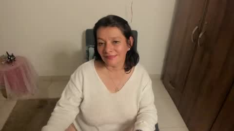 Snapshot of nuit_rose chatting on July 2026 04:31:01 AM nuit_rose online show from July 2026 04:31:01 AM