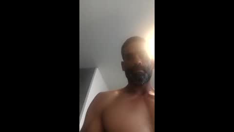 Snapshot of nunomiguel25carneiro chatting on May 2026 12:10:02 PM nunomiguel25carneiro online show from May 2026 12:10:02 PM