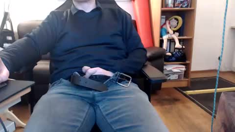 nursefan online show from December 2024 05:44:01 PM