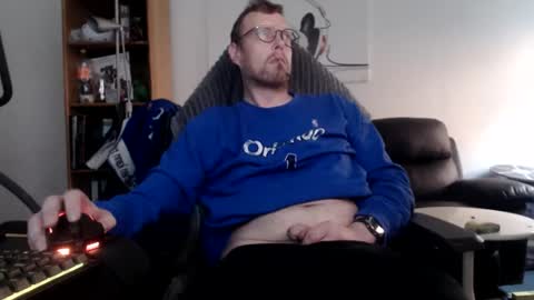 nursefan online show from November 2025 02:50:02 PM