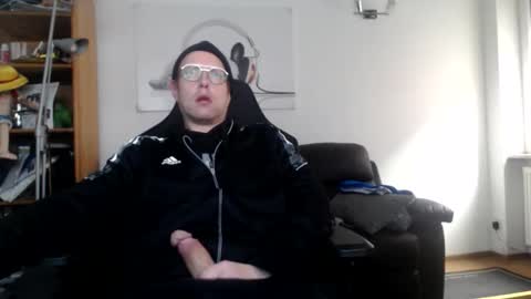 nursefan online show from December 2025 10:55:01 AM