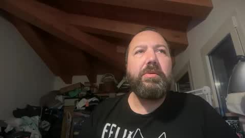 Nutelloso online show from December 2025 07:24:01 AM