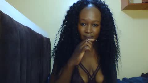 nutgal online show from October 2025 09:53:01 AM