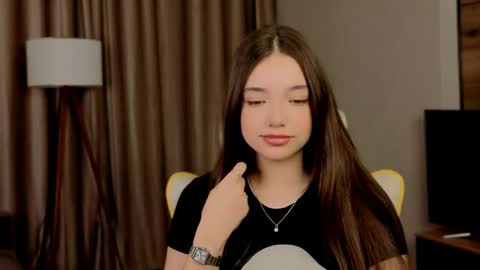Rachel online show from May 2026 07:44:02 PM