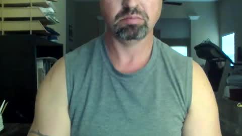 nvrenuff1979 online show from November 2025 12:38:02 PM