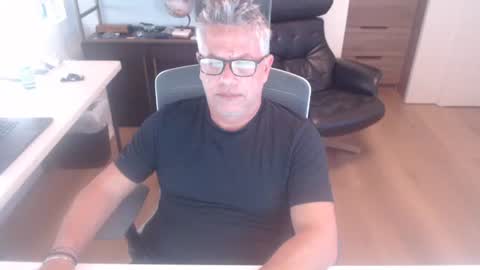 Snapshot of nxnw6767 chatting on May 2026 01:05:01 PM nxnw6767 online show from May 2026 01:05:01 PM
