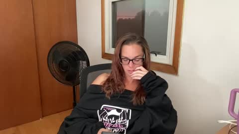 Snapshot of nxtdoornikki chatting on September 2025 11:43:01 PM NxtDoorNikki online show from September 2025 11:43:01 PM