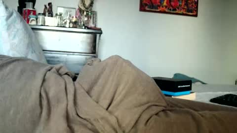 KN online show from December 2025 10:48:01 PM