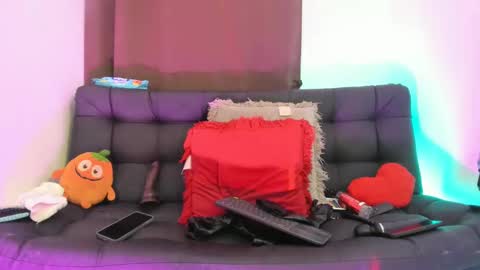 Nia online show from March 2025 06:18:02 AM