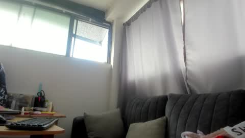 Vanessa online show from November 2025 05:24:01 PM