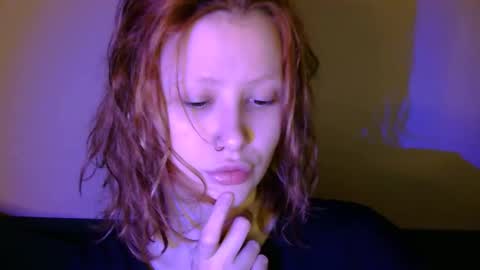 nyra_thira online show from December 2025 10:31:01 AM