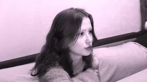 nyra_thira online show from August 2026 09:57:02 PM