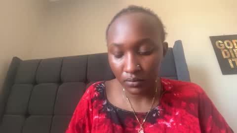 nyrarose online show from January 2026 12:09:02 PM