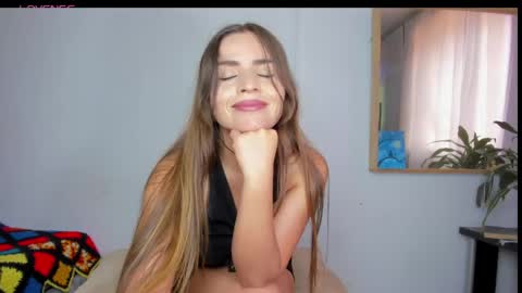 Laura nyu online show from April 2026 06:59:02 PM