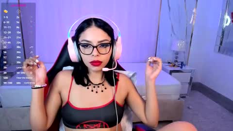 Nyvet online show from November 2025 05:06:01 AM