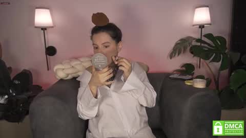 Nyx 97 online show from February 2026 05:59:02 AM