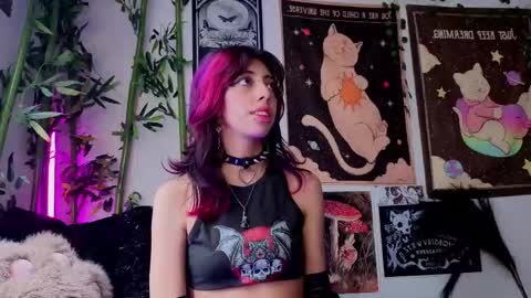 Snapshot of nyx_nayla chatting on April 2026 07:59:01 PM online show from April 2026 07:59:01 PM