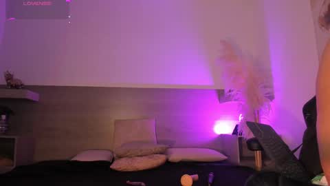 Nyx Shadow online show from September 2025 04:17:02 AM