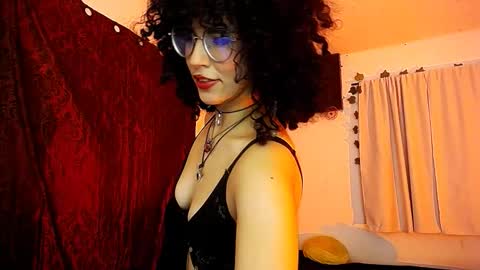 Nyxxei online show from February 2026 12:15:01 AM