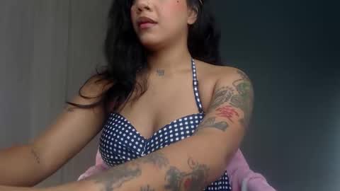 Snapshot of obeyval chatting on September 2025 06:12:02 PM Vale online show from September 2025 06:12:02 PM