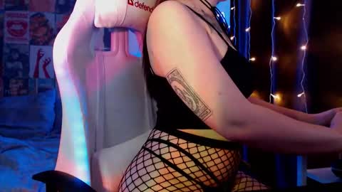 Snapshot of obsidian_siren chatting on January 2026 06:32:02 PM obsidian_siren online show from January 2026 06:32:02 PM