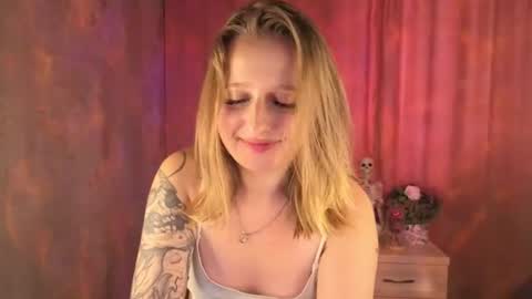 Lili 3 online show from July 2026 01:19:02 AM