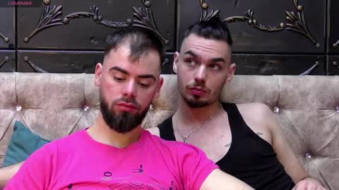 Snapshot of oceanheat chatting on November 2025 10:53:02 PM OceanHeart online show from November 2025 10:53:02 PM