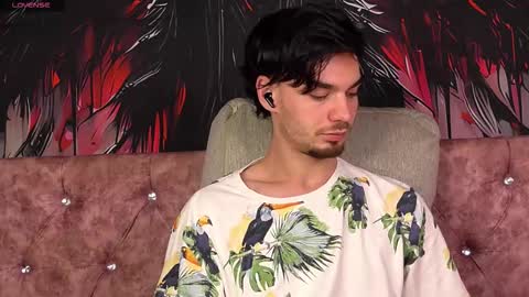 Snapshot of oceanheat chatting on December 2025 04:20:02 AM OceanHeart online show from December 2025 04:20:02 AM