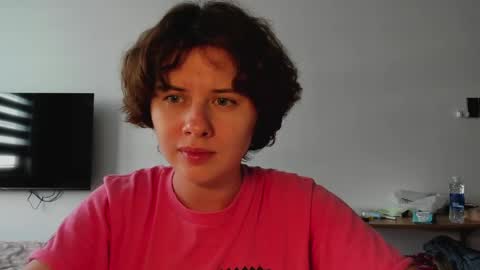 Evie online show from April 2026 09:05:01 AM