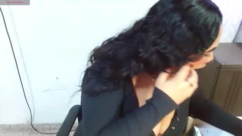 Snapshot of odethjones chatting on January 2026 04:11:02 PM odethjones online show from January 2026 04:11:02 PM