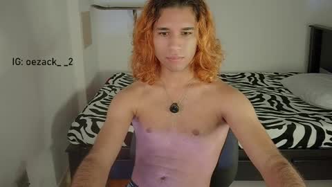 Snapshot of oezack__ chatting on April 2026 06:18:01 AM Zack online show from April 2026 06:18:01 AM