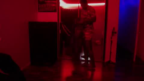 Money online show from October 2025 11:44:02 AM