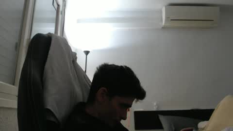 Snapshot of ofsolovicio chatting on October 2025 09:52:01 AM ofsolovicio online show from October 2025 09:52:01 AM