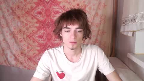 Felix online show from October 2025 04:57:02 AM