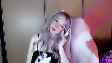 Snapshot of oh_pichuu chatting on May 2026 09:09:02 PM Milly online show from May 2026 09:09:02 PM