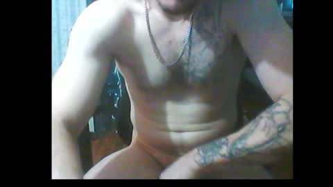 Snapshot of oh_you_know69 chatting on December 2024 08:32:01 PM who dares toss me some tips lets have fun online show from December 2024 08:32:01 PM