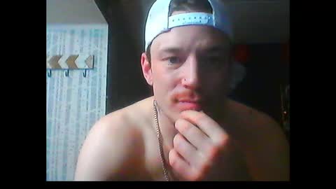 Snapshot of oh_you_know69 chatting on January 2025 02:31:02 AM who dares toss me some tips lets have fun online show from January 2025 02:31:02 AM