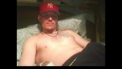 Snapshot of oh_you_know69 chatting on February 2025 05:02:01 AM who dares toss me some tips lets have fun online show from February 2025 05:02:01 AM