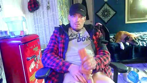 Snapshot of oh_you_know69 chatting on October 2025 04:17:02 PM who dares toss me some tips lets have fun online show from October 2025 04:17:02 PM
