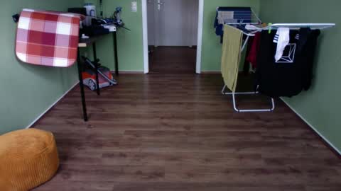 ohja87 online show from April 2026 12:19:02 PM