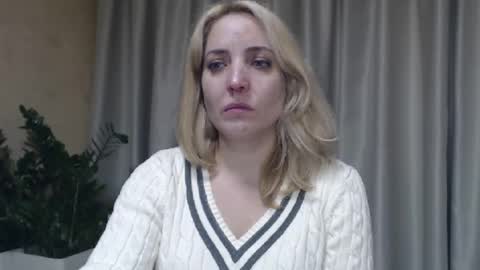 Snapshot of ohsweetmari chatting on October 2025 08:46:02 AM Mari online show from October 2025 08:46:02 AM