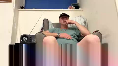 Snapshot of oiljames167 chatting on October 2025 07:11:01 PM oiljames167 online show from October 2025 07:11:01 PM