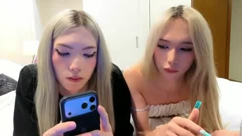 Snapshot of okerriella chatting on July 2026 04:03:02 PM Ami online show from July 2026 04:03:02 PM