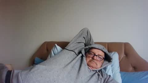 Snapshot of old_fkr chatting on January 2025 12:58:02 PM old_fkr online show from January 2025 12:58:02 PM