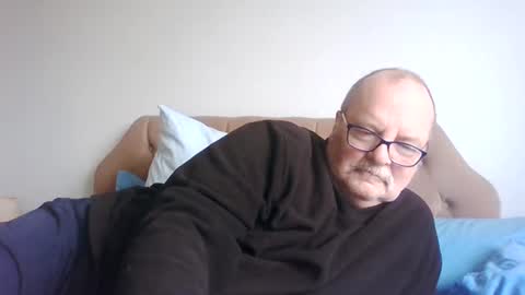 Snapshot of old_fkr chatting on February 2025 10:21:01 AM old_fkr online show from February 2025 10:21:01 AM